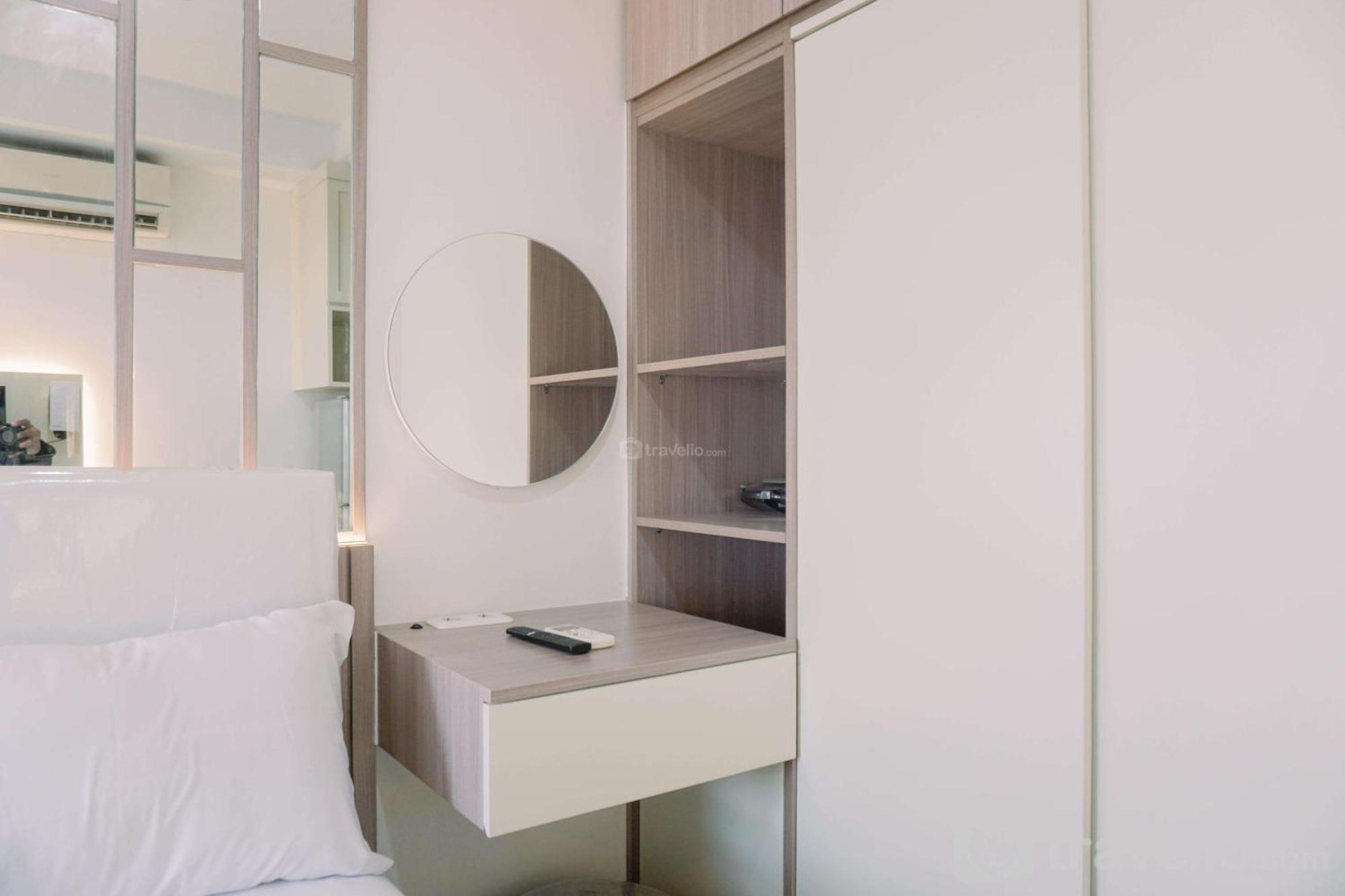 Apartment Homey And Cozy Belmont Puri By Travelio *