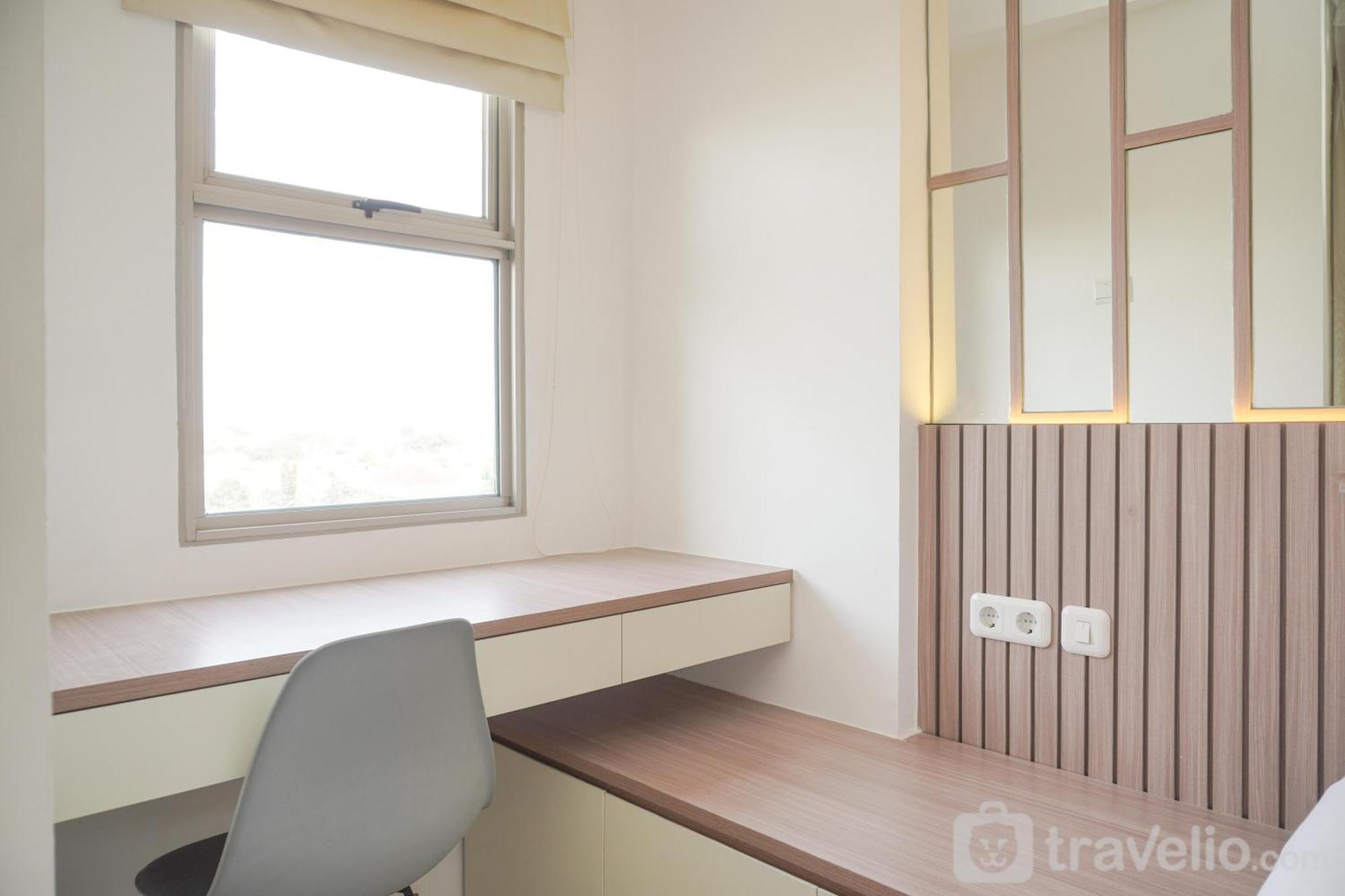 Apartment Homey And Cozy Belmont Puri By Travelio