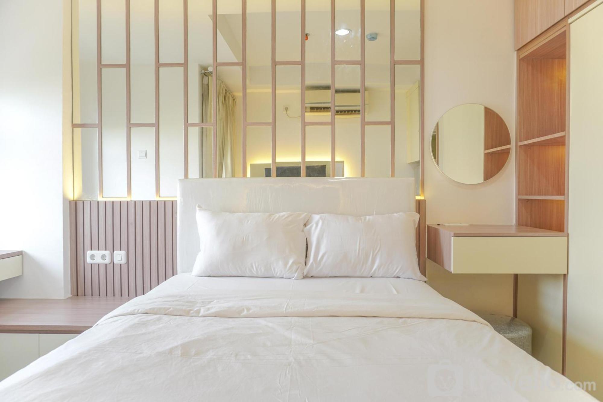 Homey And Cozy Belmont Puri By Travelio Jakarta