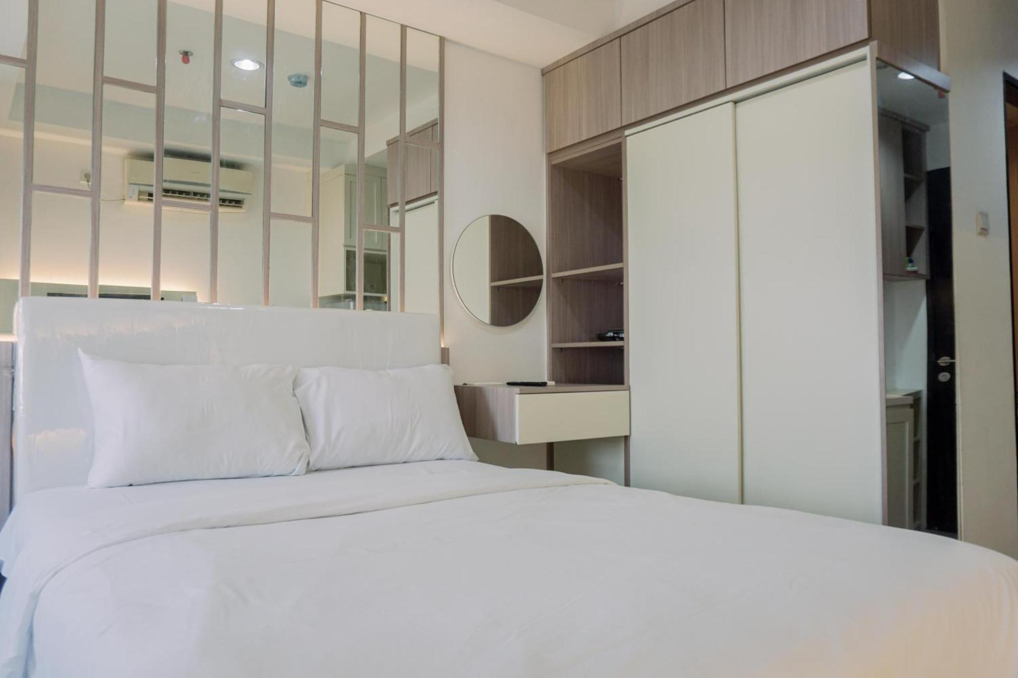 Homey And Cozy Belmont Puri By Travelio *
